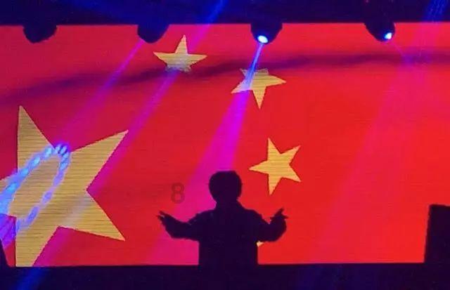 探索微信上的吉鹿力问答社区,与有的人对什么都无所谓,也没啥让他紧张的事,没自尊没责任,不知丑羞,这种人不会紧张是不是比大家好啊?即刻互动!
